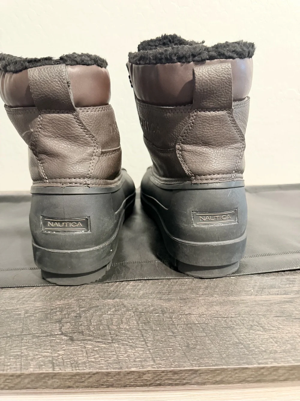Nautica Men's Black Lace-Up Duck Boots